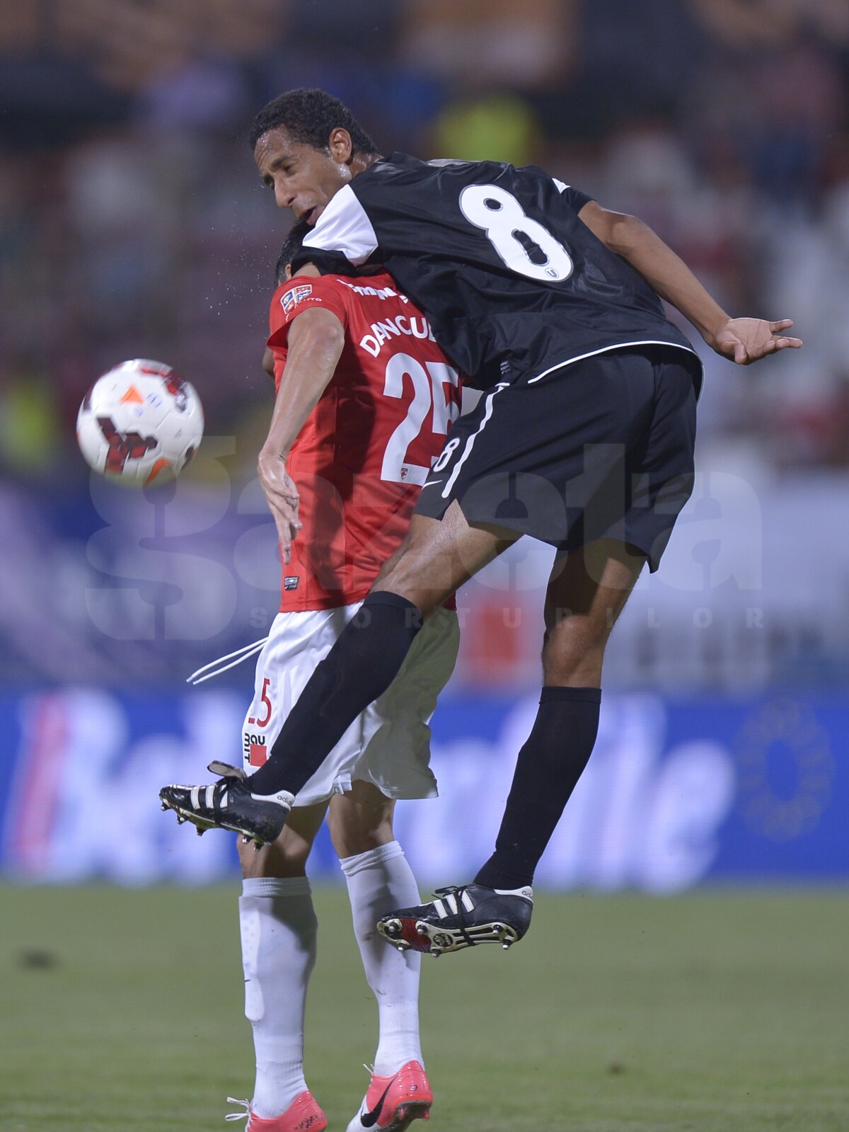 FOTO şi VIDEO Dinamo - U Cluj 6-0 » Game, set şi meci în "Ştefan cel Mare"