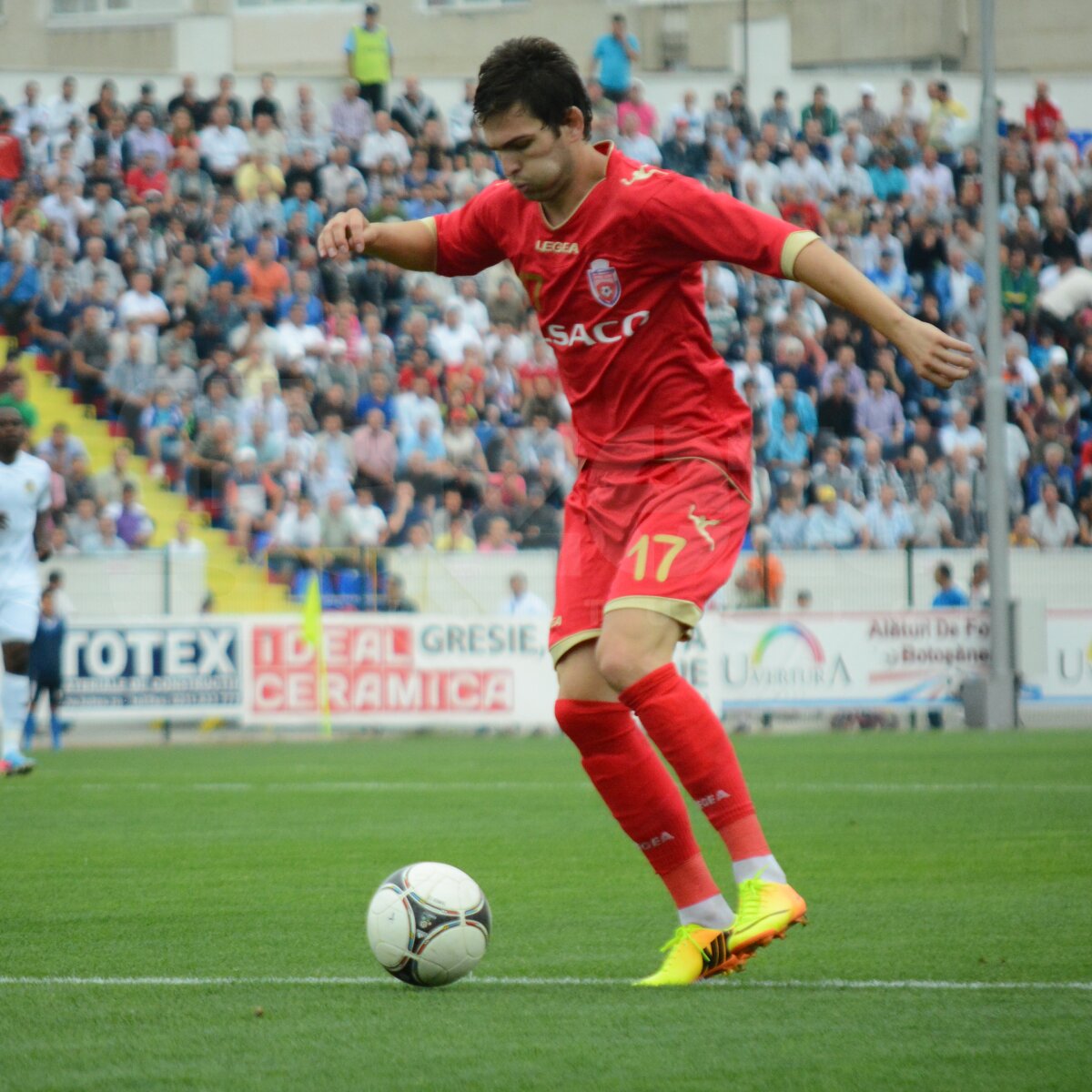 FOTO şi VIDEO FC Botoşani învinge pe FC Vaslui cu 1-0 şi devine noul lider al Ligii 1