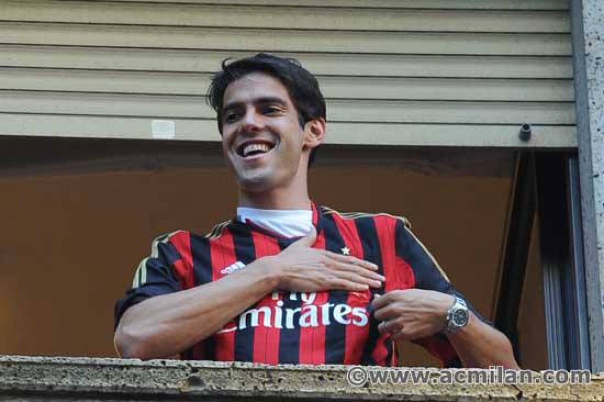 VIDEO&FOTO Kaka e în culmea fericirii: "Visam să aud din nou cîntecele fanilor milanezi dedicate mie" » Cele mai tari goluri ale brazilianului la Milan