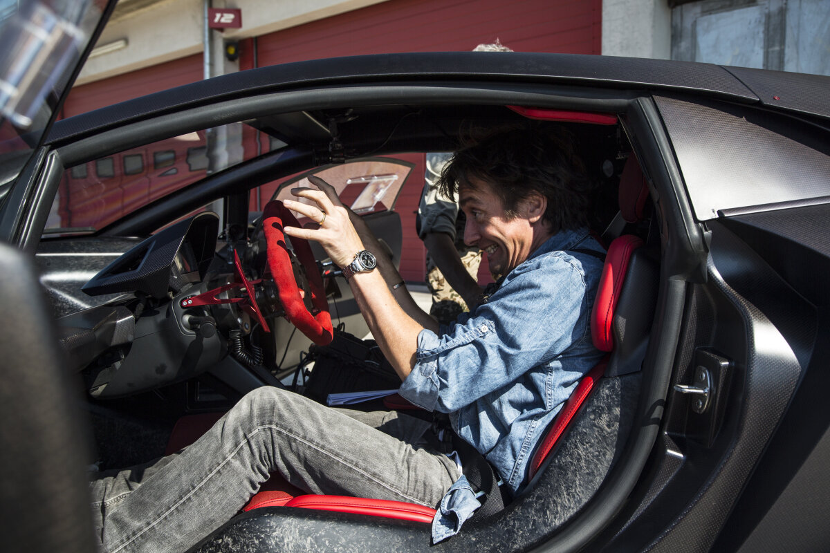 Al şaselea element » Cum arată maşina care costă 2,3 milioane de euro şi a fost produsă în doar 20 de exemplare