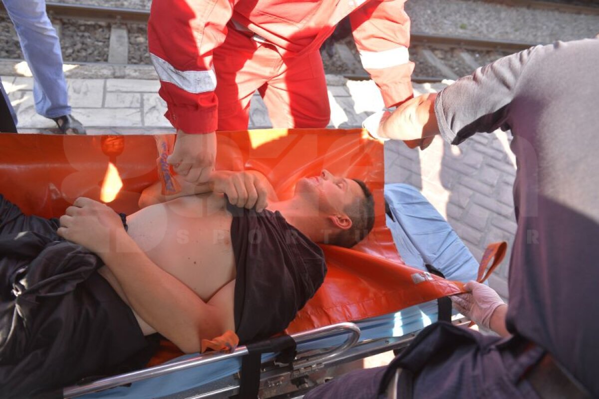 VIDEO şi FOTO Violenţele s-au mutat în stadion! Jandarmii au intervenit în forţă în sectorul ultraşilor maghiari