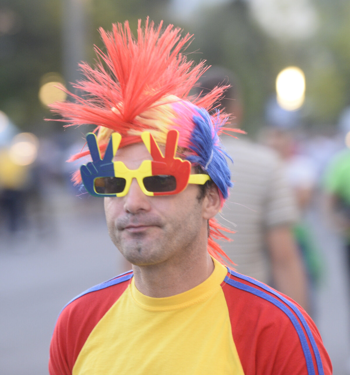 FOTO Un stadion cît o patrie » Suporterii naţionalei i-au dus către victorie pe jucătorii lui Piţurcă