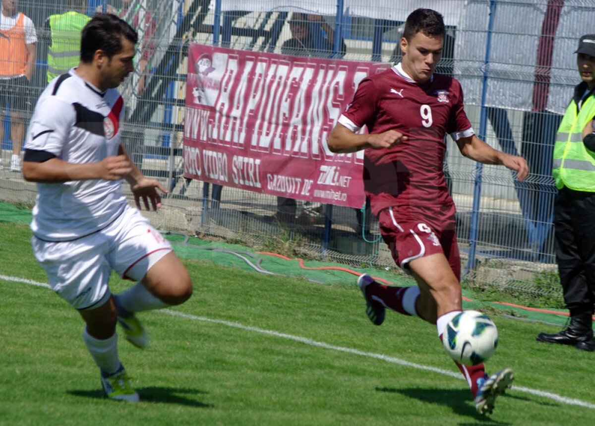 GALERIE FOTO Lacrimi, neputinţă şi speranţe » Cum şi-a petrecut Rapidul prima zi la matineu