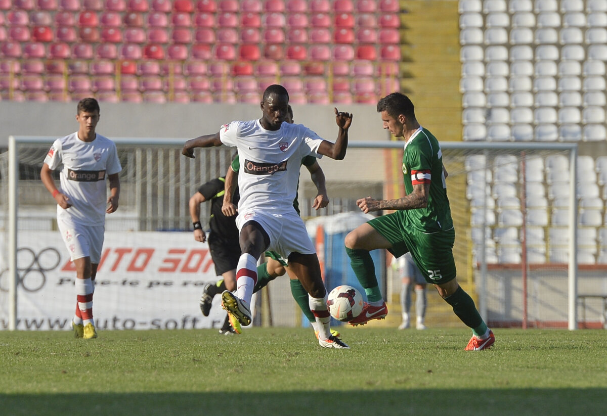 Galerie FOTO Dinamo 2 a învins Concordia, 3-2 » Zougoula şi Pape Ndaw au marcat pentru "cîini". Dinamoviştii au mai descoperit un atacant-surpriză