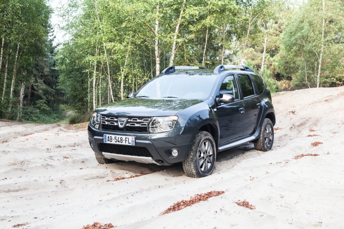GALERIE FOTO Noua Dacia Duster se lansează mîine oficial la Salonul Auto de la Frankfurt!