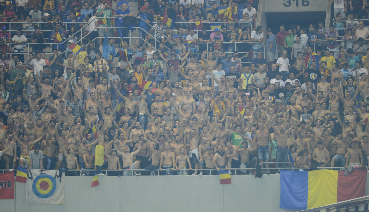 Ultraşii separaţi » Fanilor din galeriile rivale nu li s-a mai permis să se amestece între ei