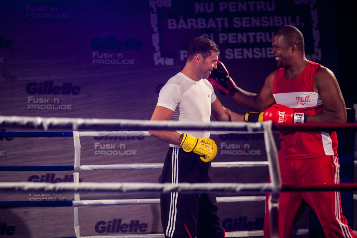 Lucian Bute: "Nu te poţi minţi pe tine pentru că adversarul nu te iartă în ring!" ;)