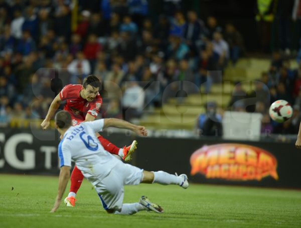 VIDEO+FOTO Remontada gorjeană » Dinamo a avut meciul în mînă la Tg. Jiu, dar s-a văzut învinsă de Pandurii, 1-2