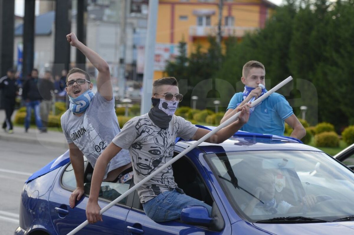 FOTO "Ştiinţe" egale » În faţa a 9.000 de oameni, echipele Craiovei şi-au retezat şansa primei victorii din sezon cu un aprig 0-0