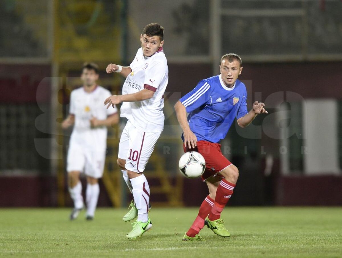 FOTO Rapid, doar egal acasă cu Gloria Buzău, scor 1-1