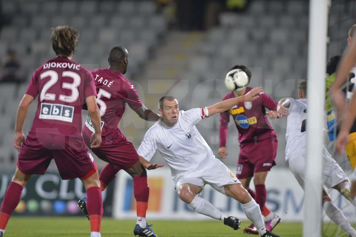 FOTO + VIDEO Remiză "albă" cu ocazii imense ale gazdelor în derby-ul Clujului » Universitatea - CFR 0-0