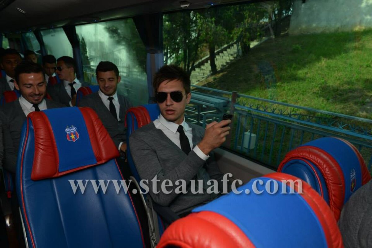 FOTO Steliştii au ajuns în Germania » Imagini din avion şi de la sosire!