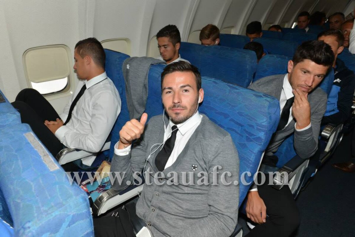 FOTO Steliştii au ajuns în Germania » Imagini din avion şi de la sosire!