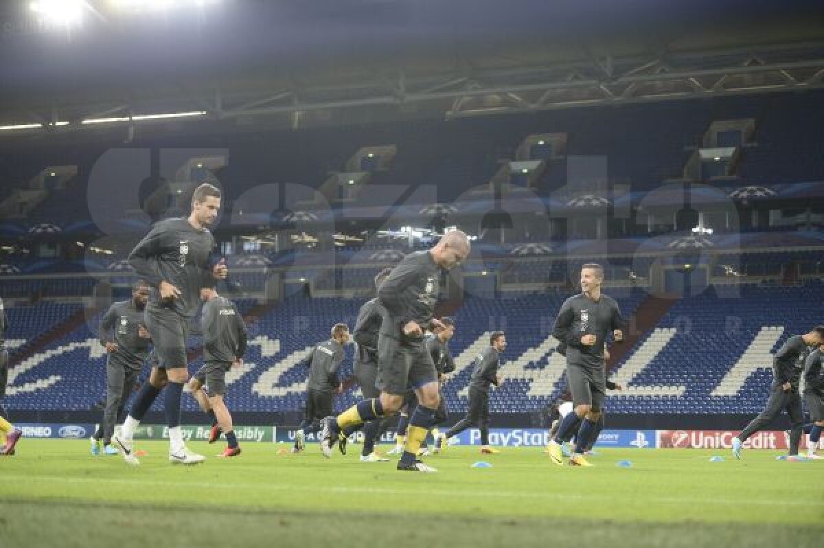 FOTO Tănase, împărat la Gelsenkirchen » Imagini inedite de la antrenamentul oficial al Stelei