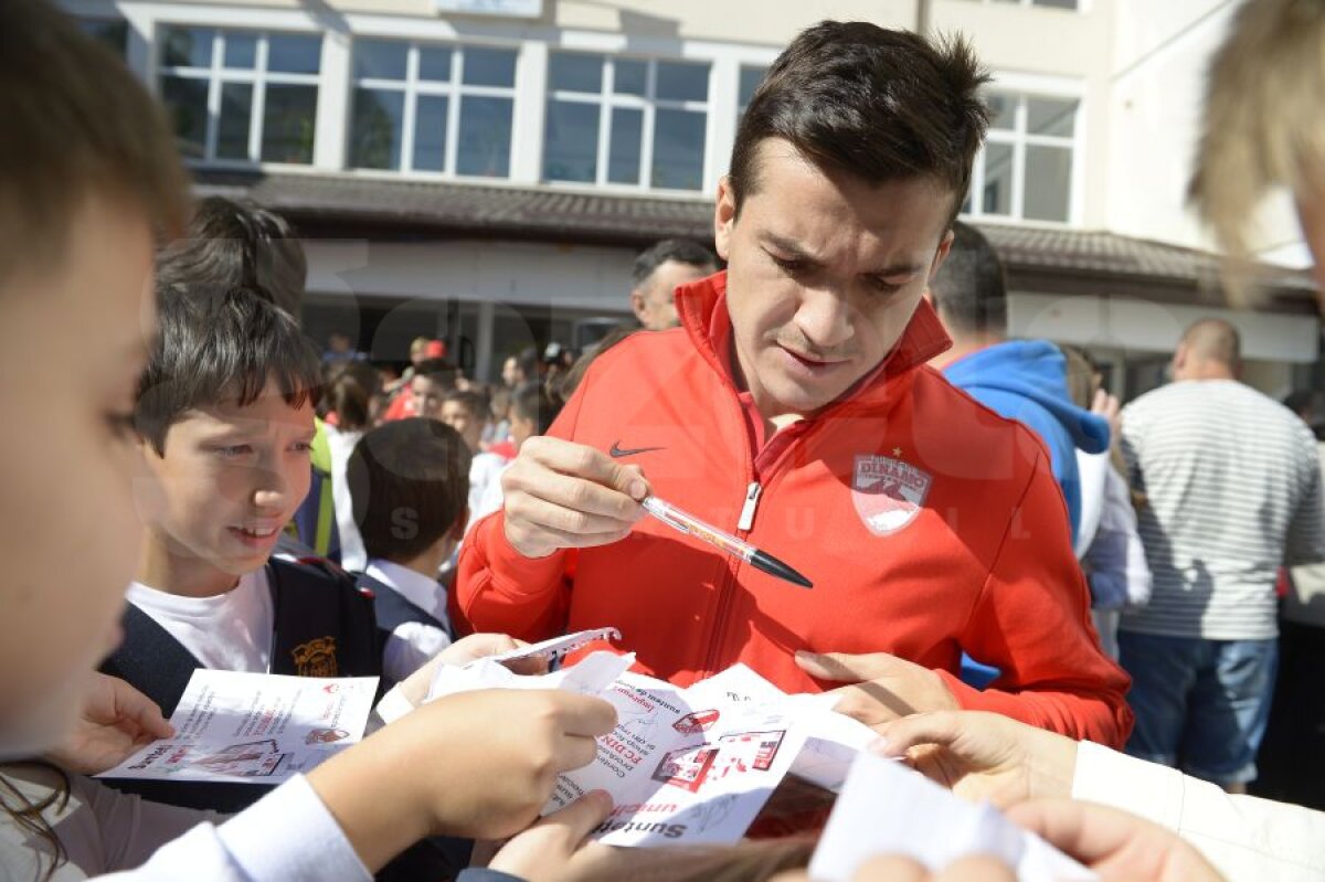 "Ora de Dinamo" a avut un nou episod » UPDATE / Mulţescu a avut un idol stelist: "Îi susţin şi în meciul de diseară"