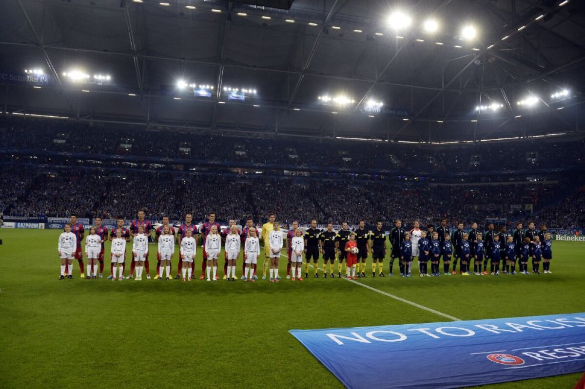 FOTO Instantaneele meciului » Steaua a jucat pe un stadion fabulos, într-o atmosferă de 5 stele