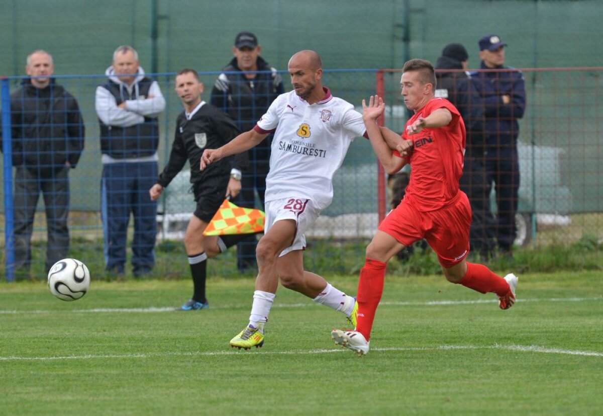 VIDEO şi FOTO Victorie pentru Vio » Rapidul s-a impus din penalty la Tărlungeni. Următorul meci va fi cu Moldovan pe bancă