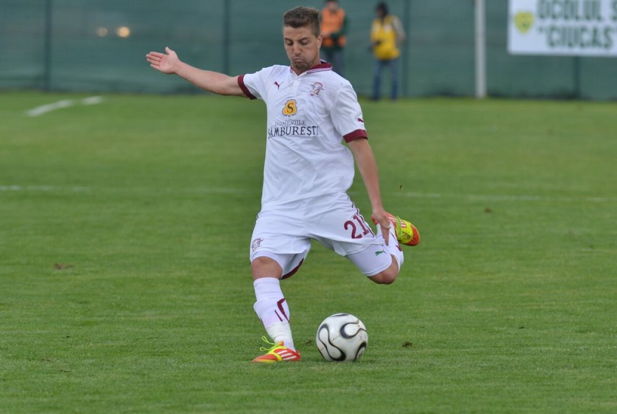 VIDEO şi FOTO Victorie pentru Vio » Rapidul s-a impus din penalty la Tărlungeni. Următorul meci va fi cu Moldovan pe bancă