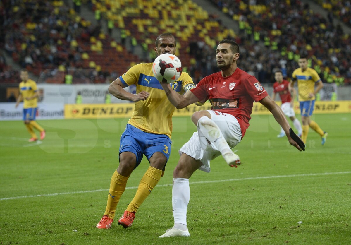 FOTO şi VIDEO Eroul Bălgrădean » Portarul dinamovist i-a salvat lui Mulţescu un punct cu Petrolul, 1-1