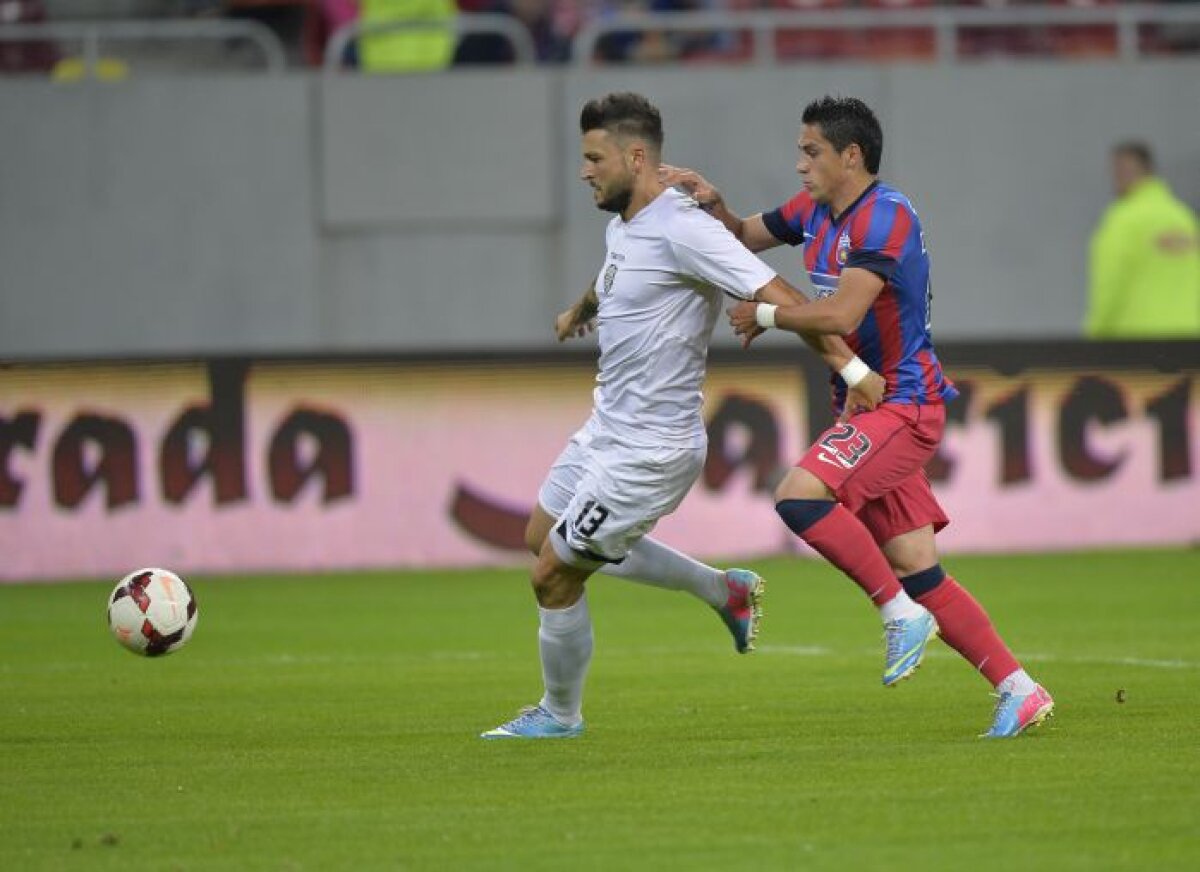 VIDEO+FOTO Victorie şi conflict » Steaua a învins ACS Poli, 3-0, însă ultraşii "roş-albştrilor" au declanşat războiul cu conducerea