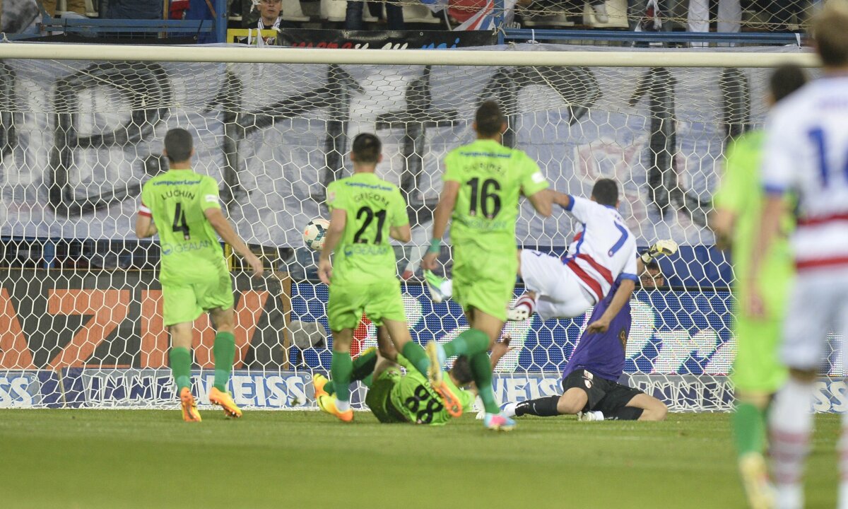 FOTO + VIDEO Oţelul - Dinamo 1-2 » "Cîinii" lui Stoican au urcat pe locul 7