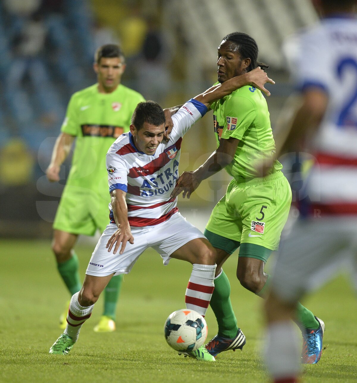 FOTO + VIDEO Oţelul - Dinamo 1-2 » "Cîinii" lui Stoican au urcat pe locul 7