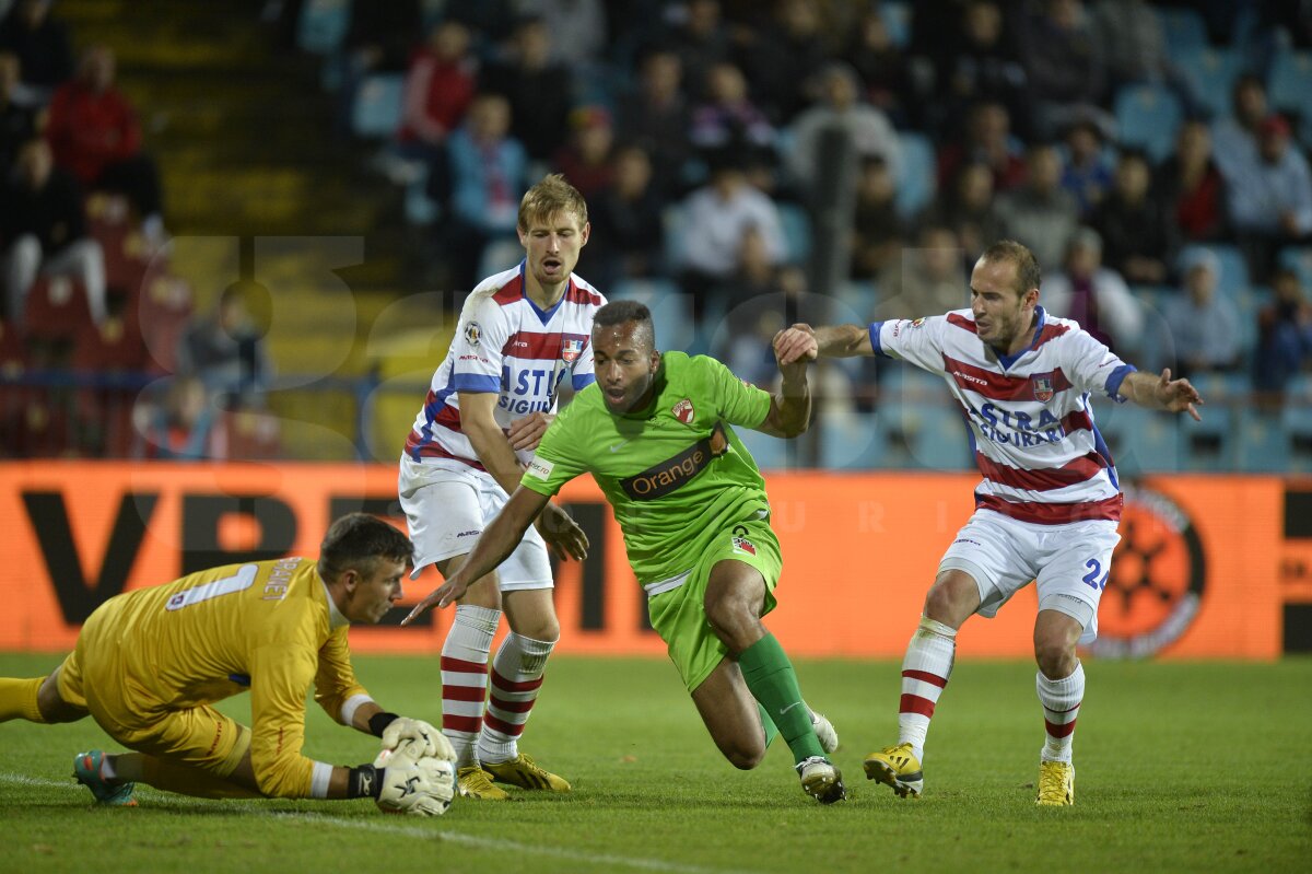 FOTO + VIDEO Oţelul - Dinamo 1-2 » "Cîinii" lui Stoican au urcat pe locul 7