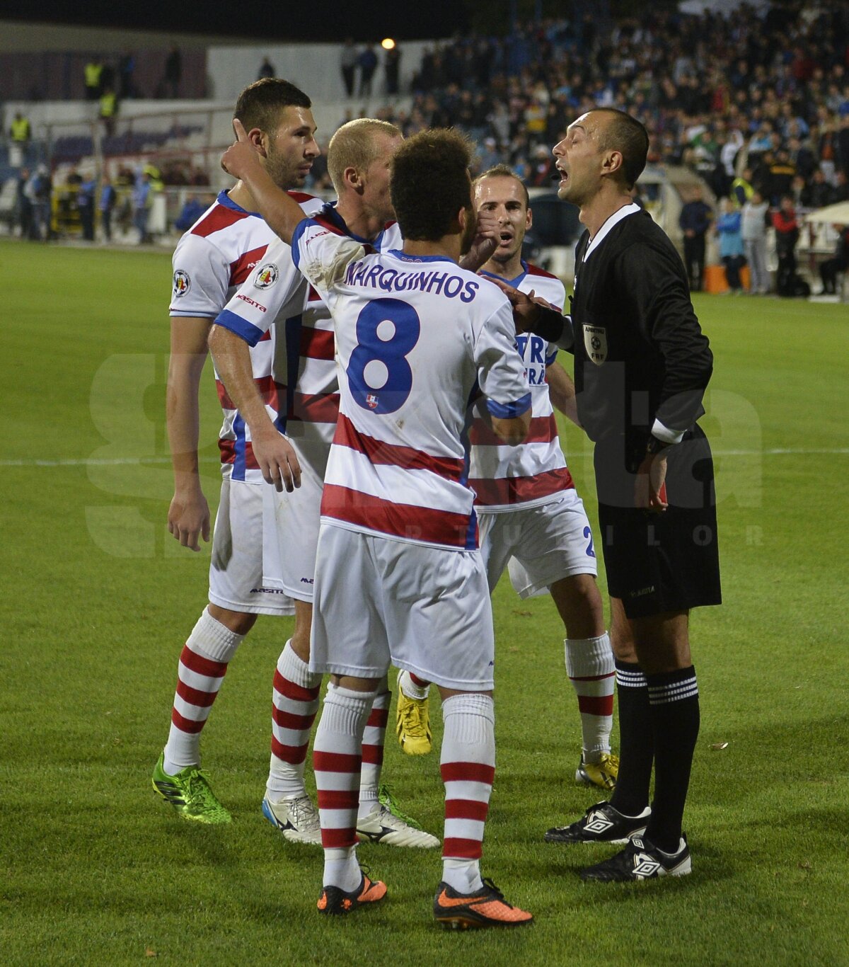 FOTO + VIDEO Oţelul - Dinamo 1-2 » "Cîinii" lui Stoican au urcat pe locul 7