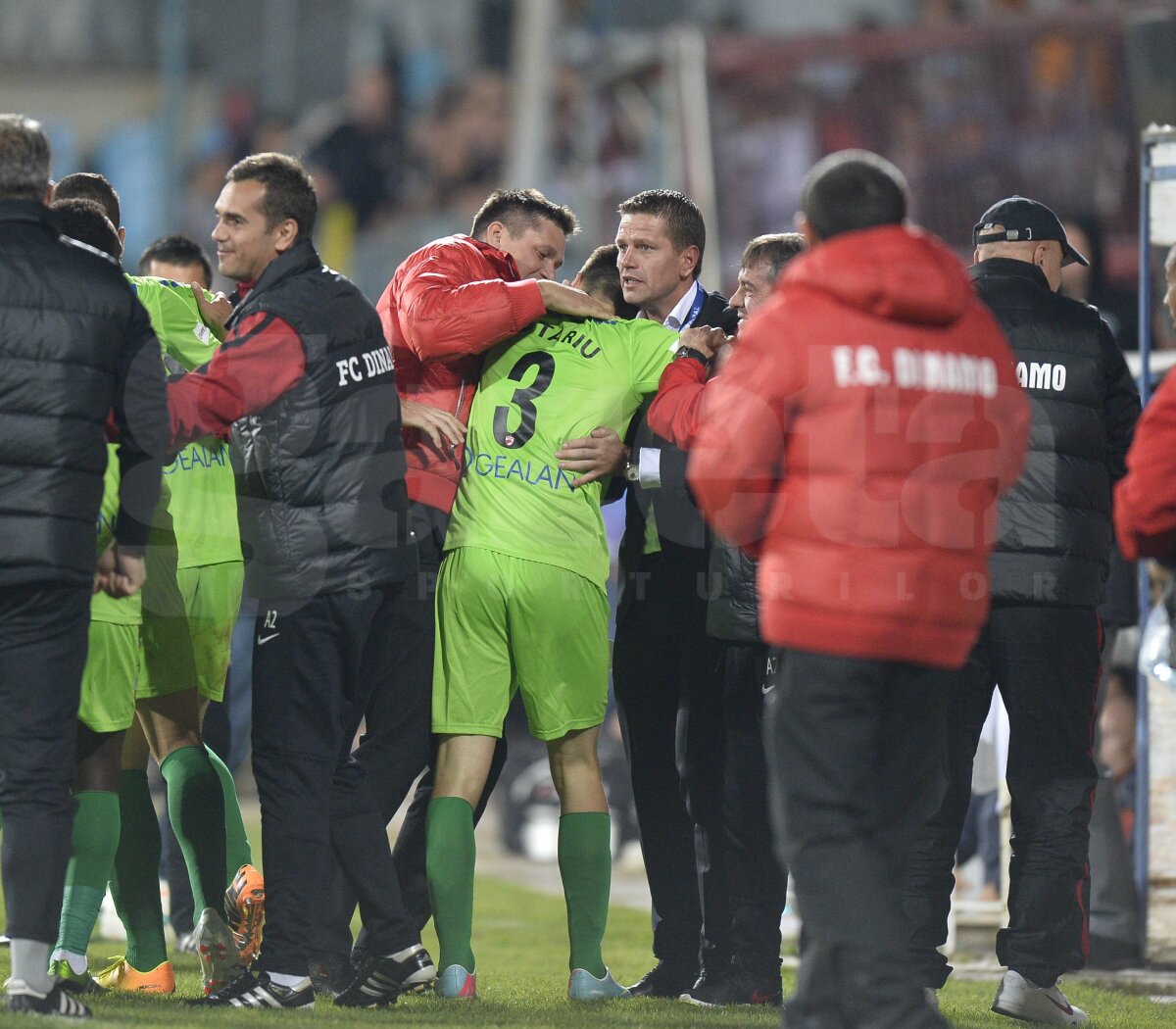 FOTO + VIDEO Oţelul - Dinamo 1-2 » "Cîinii" lui Stoican au urcat pe locul 7