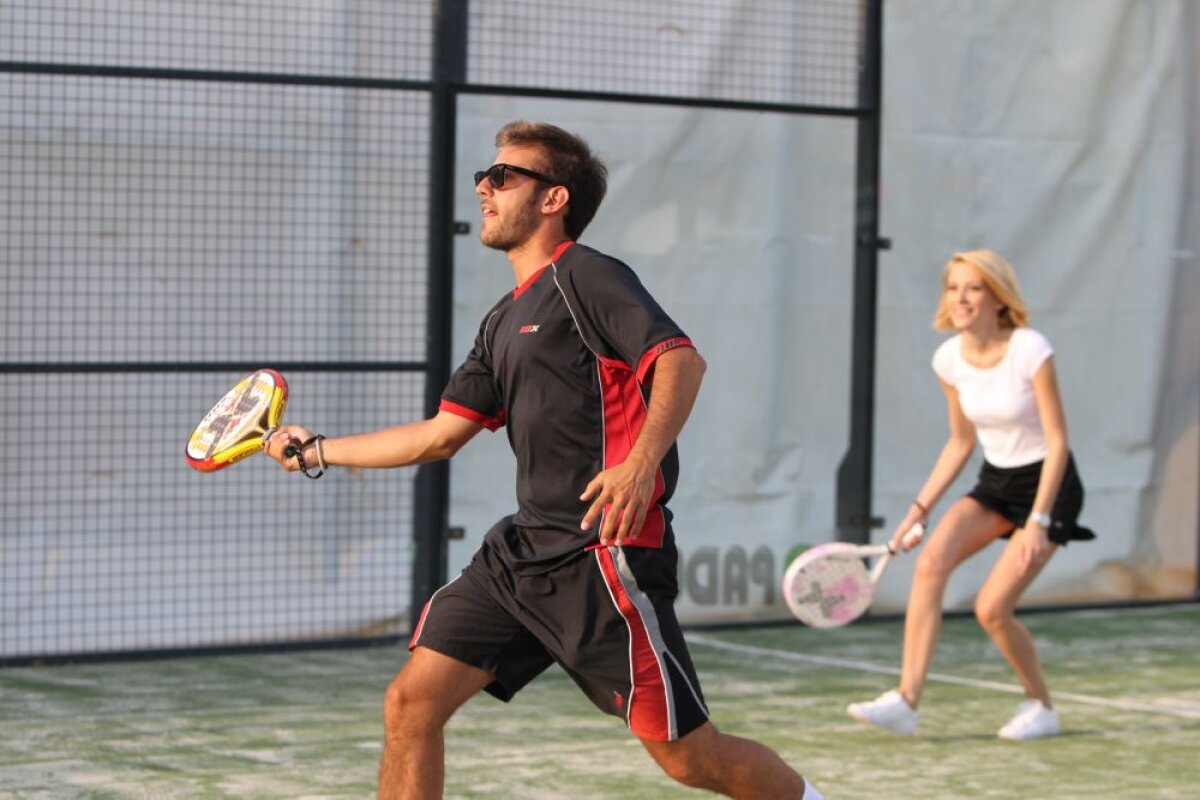 VIDEO & FOTO Altfel de tenis :) S-au inaugurat primele terenuri de padel din România