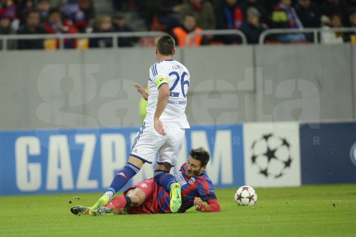 FOTO + VIDEO Puşi la colţ » Chelsea umileşte Steaua pe Naţional Arena