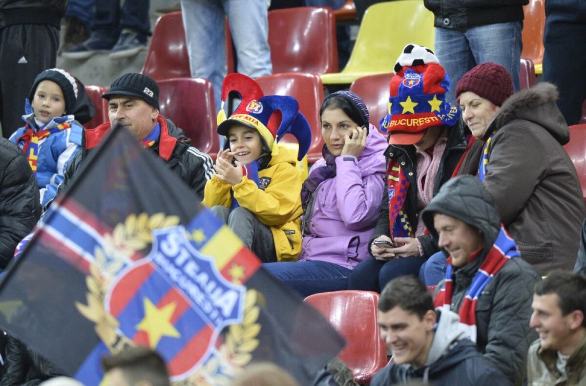 FOTO Steaua polară » Campionii României n-au mai reuşit să umple Naţional Arena