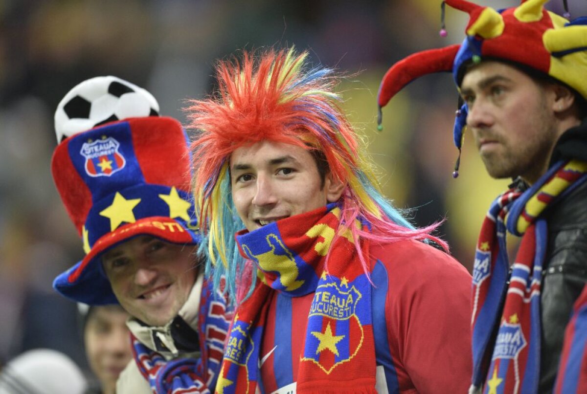 FOTO Instantaneele meciului » Chiar dacă stadionul nu s-a umplut, tribunele au fost pline de culoare