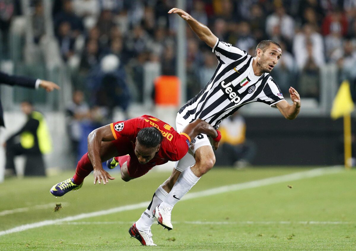 VIDEO+FOTO » Şahtiorul lui Lucescu scoate un egal de senzaţie cu United, 1-1! Toate rezumatele din Ligă