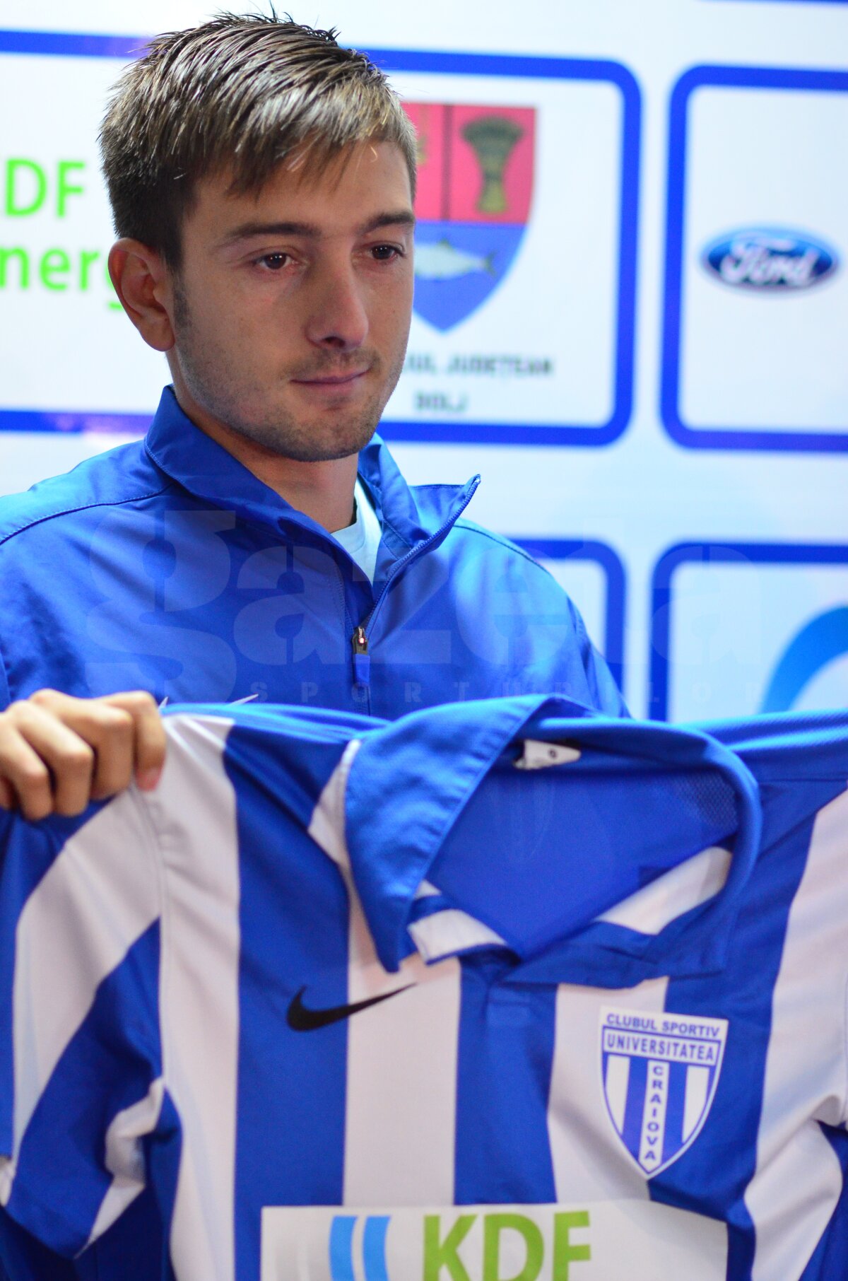 FOTO Curelea şi Ferfelea au semnat contractele şi au fost prezentaţi la CS U Craiova