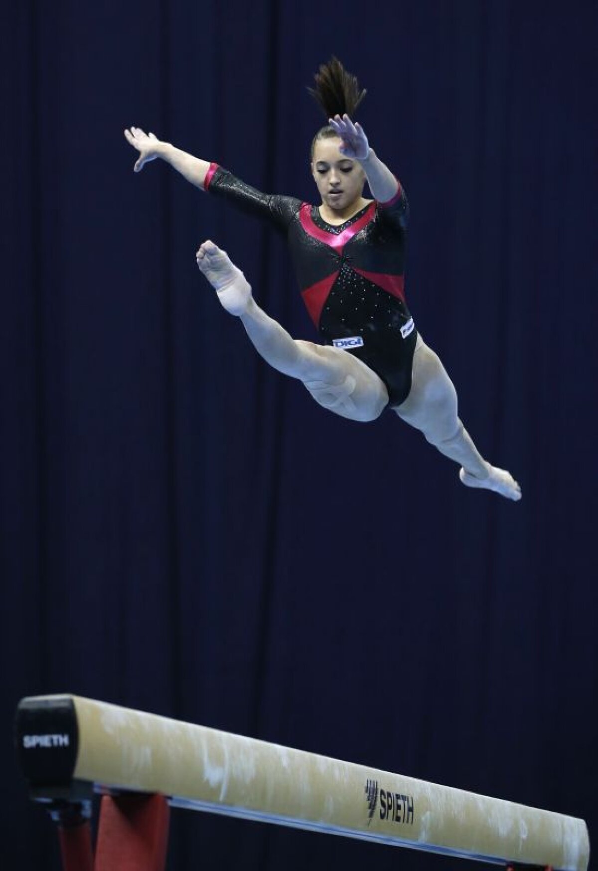 UPDATE / Larisa Iordache a obţinut singura medalie românească la CM! » Bronz la sol