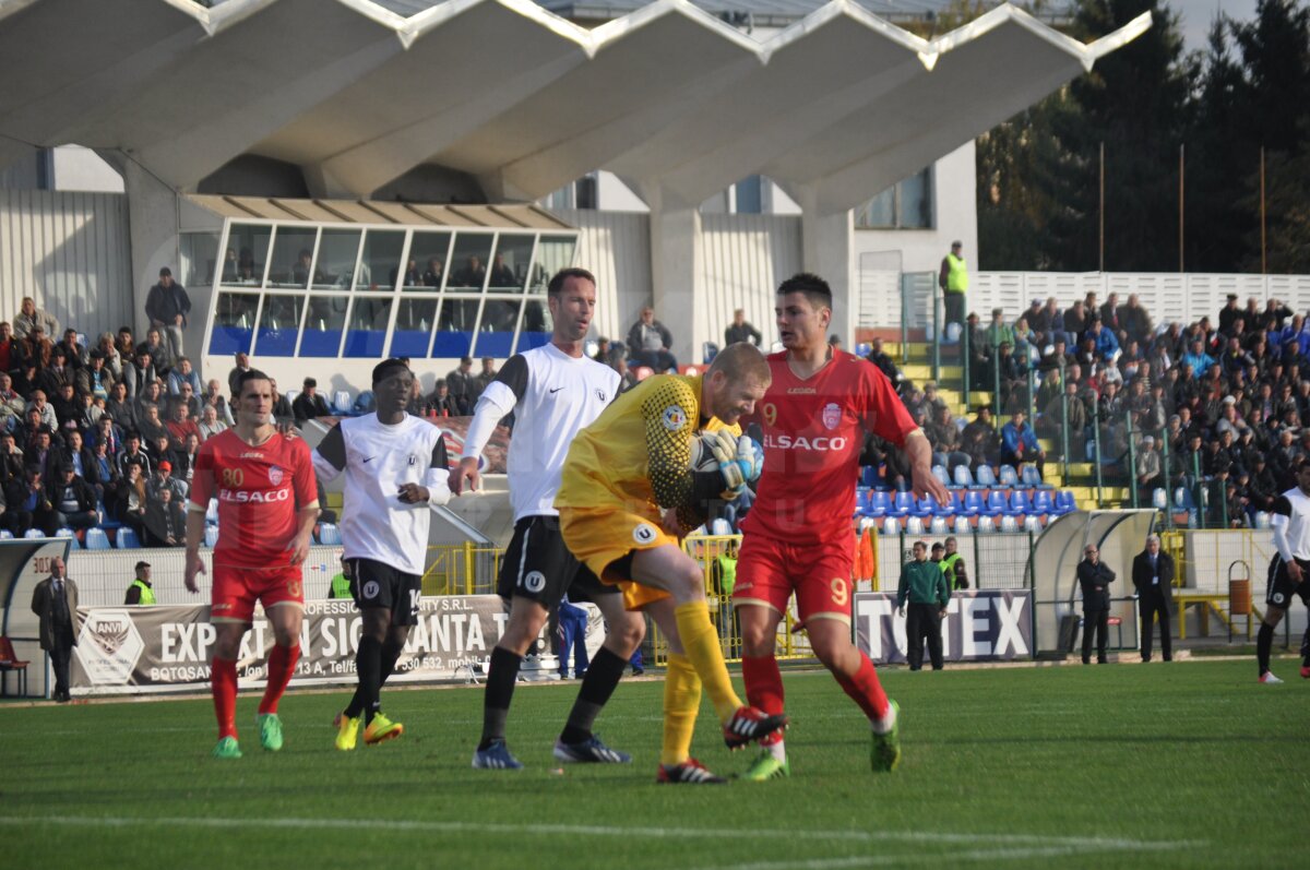 VIDEO şi FOTO FC Botoşani - U Cluj 1-1 » Moldovenii le-au egalat în clasament pe Astra şi Petrolul