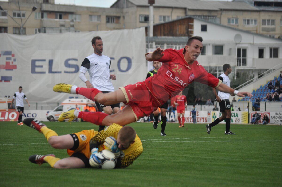 VIDEO şi FOTO FC Botoşani - U Cluj 1-1 » Moldovenii le-au egalat în clasament pe Astra şi Petrolul