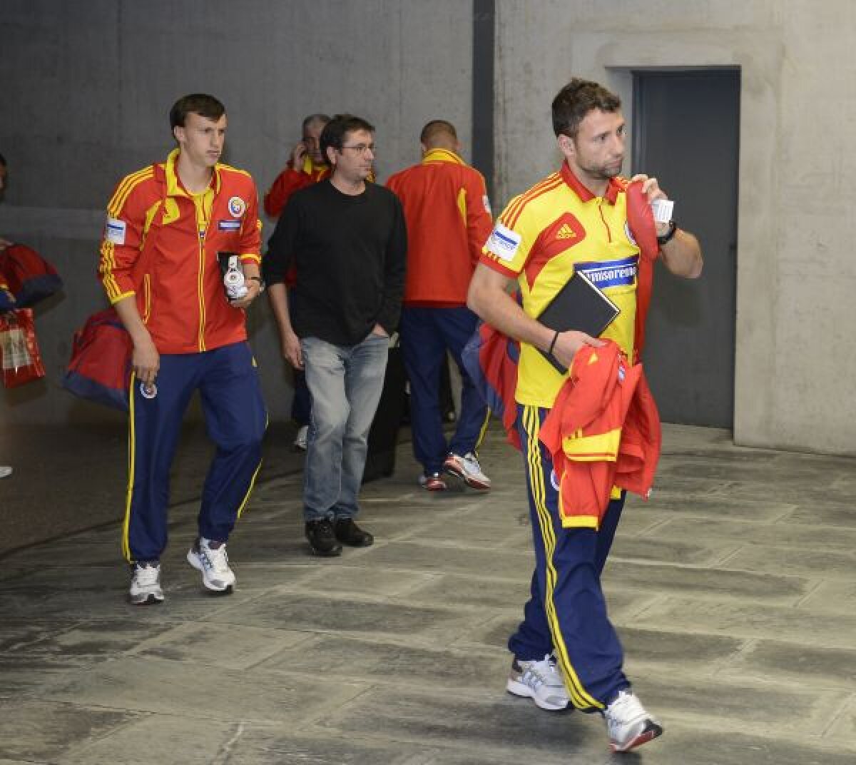 "Tricolorii" au ajuns aseară în Pirinei » Mesajul postat pe facebook de Marica înainte decolării: ”Andorra, venim!”