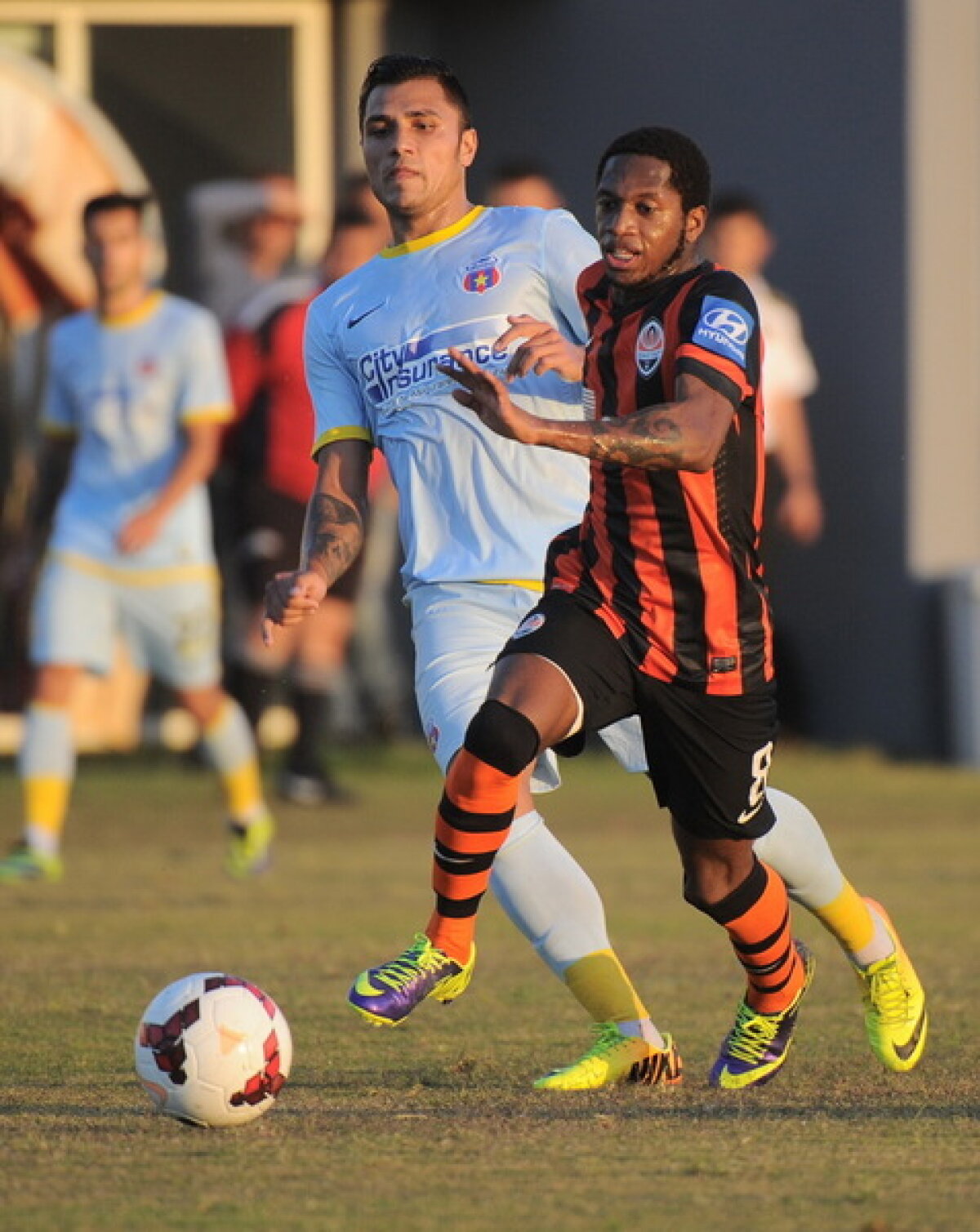 VIDEO şi FOTO Steaua - Şahtior 1-4 » Sud-americanii lui Lucescu au umilit rezervele roş-albaştrilor