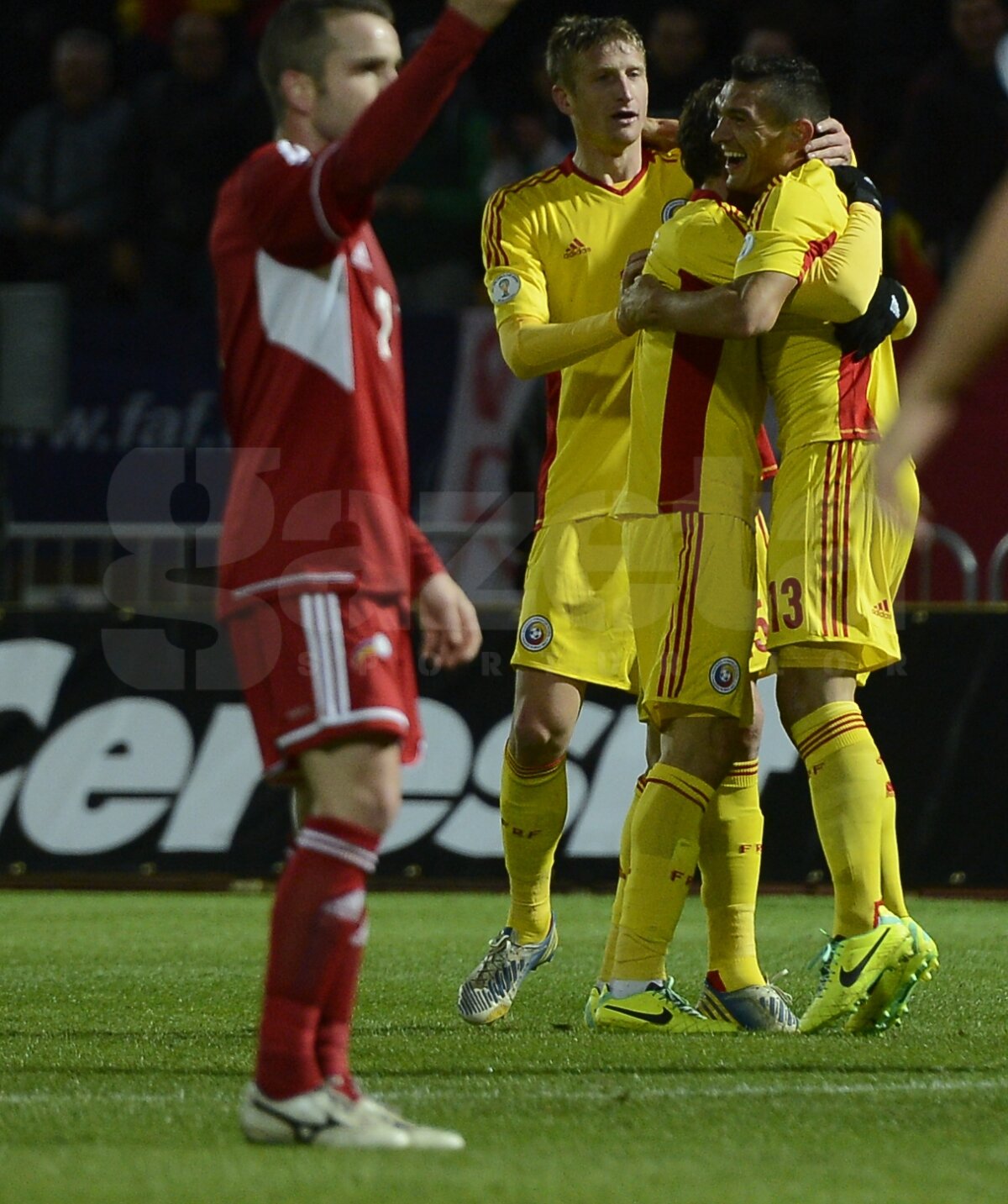 FOTO şi VIDEO Andorra - România 0-4 » Tricolorii au înscris de patru ori, dar s-au întrecut şi în ratări