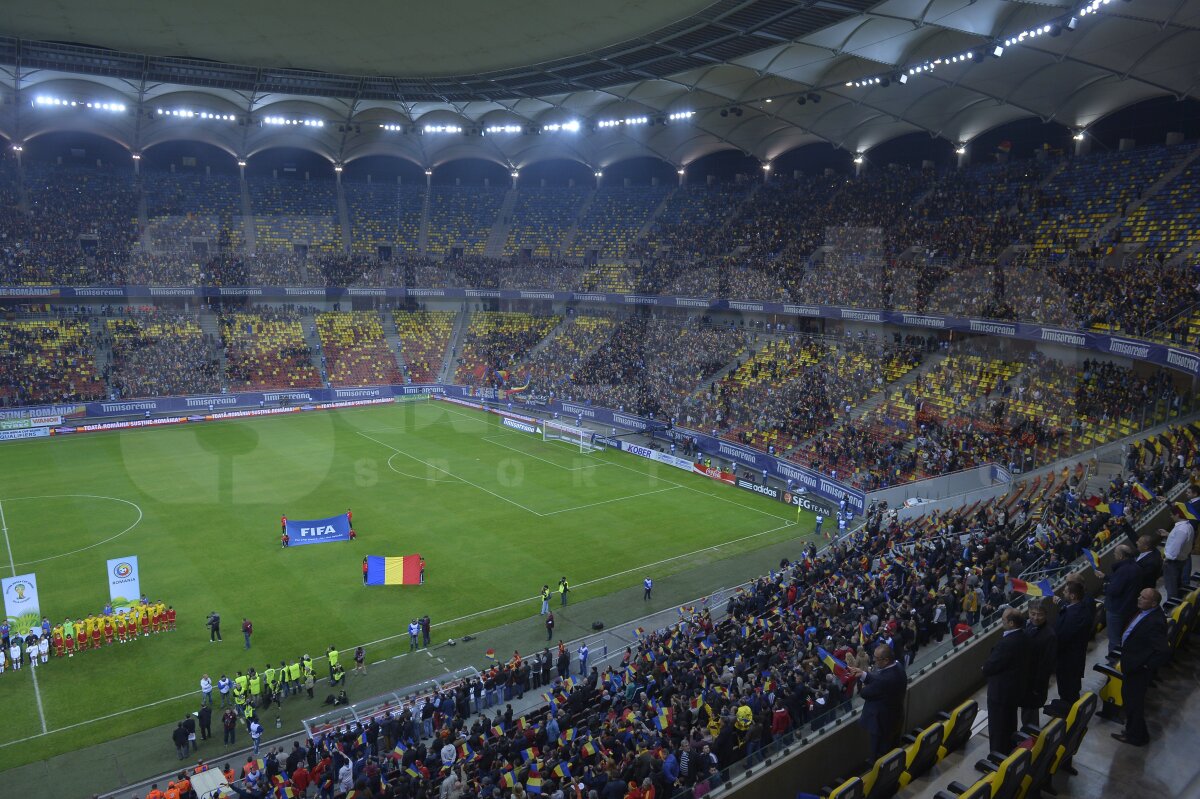 FOTO şi VIDEO România - Estonia 2-0 » Tricolorii s-au calificat la barajul pentru CM din 2014