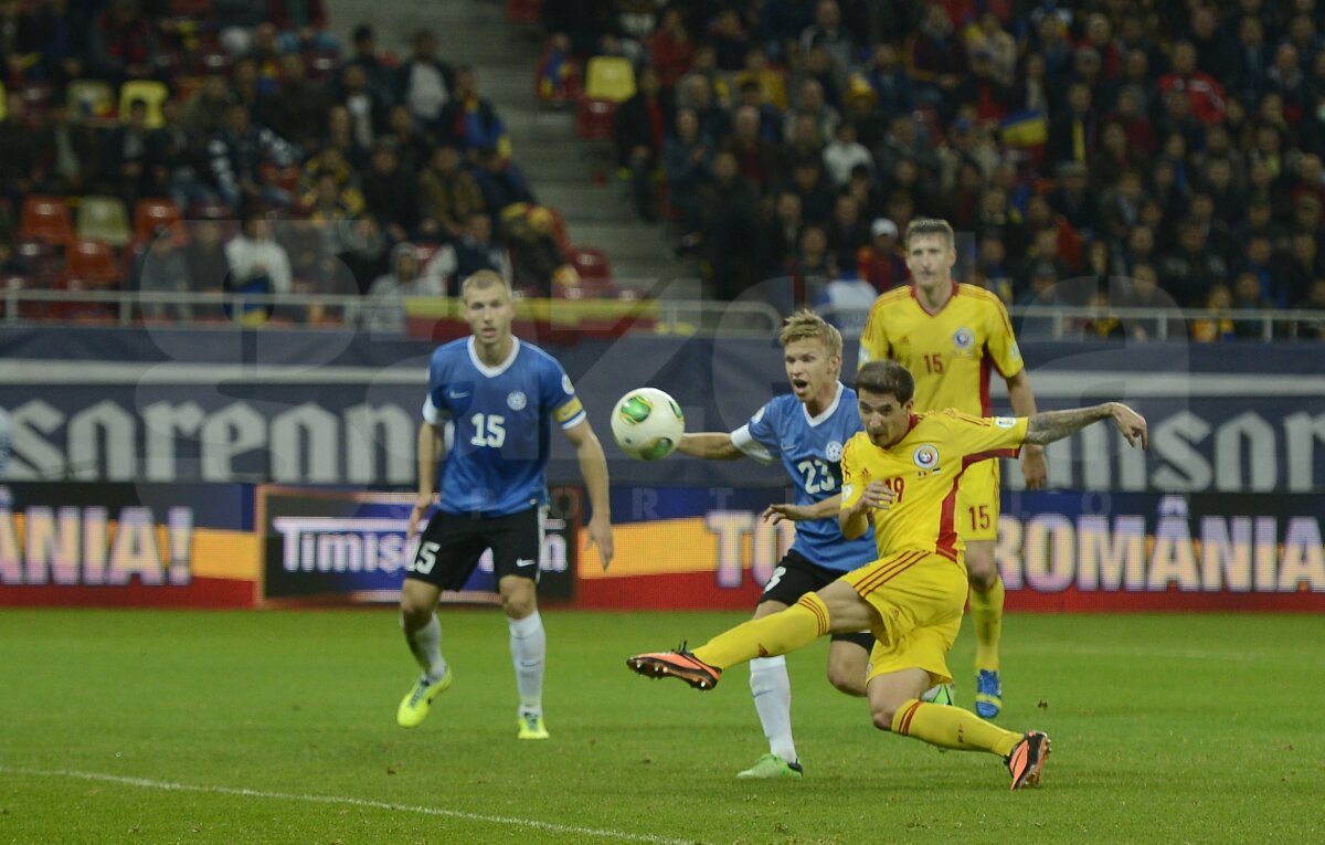 FOTO şi VIDEO România - Estonia 2-0 » Tricolorii s-au calificat la barajul pentru CM din 2014