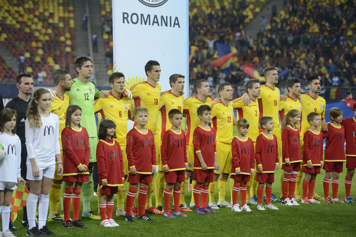 FOTO şi VIDEO România - Estonia 2-0 » Tricolorii s-au calificat la barajul pentru CM din 2014