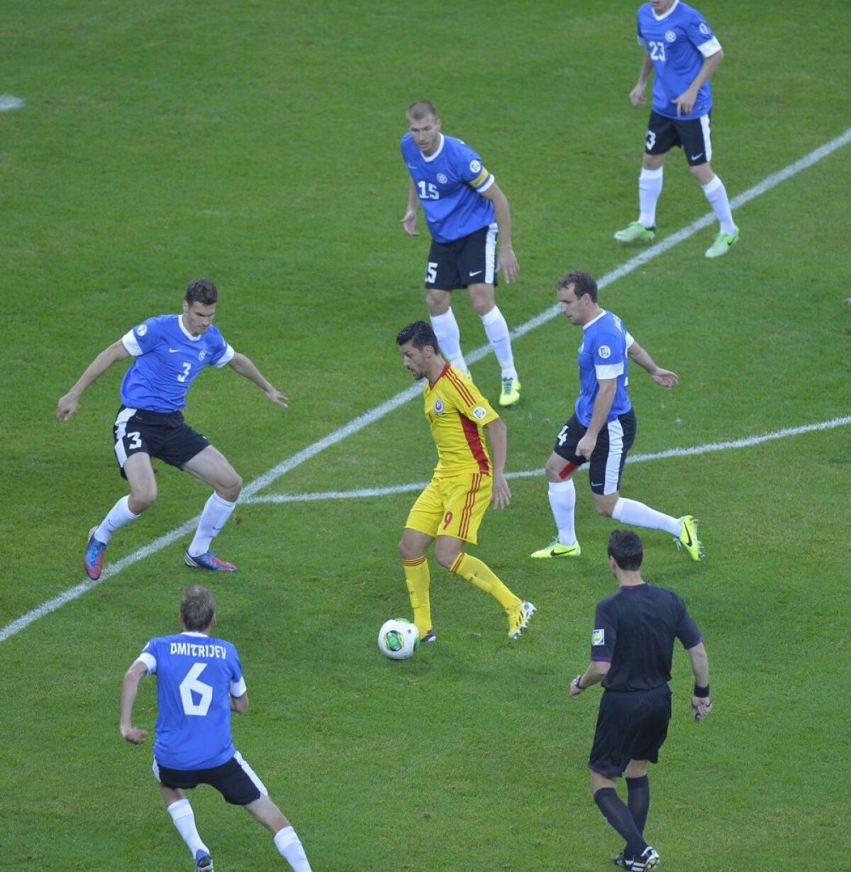 VIDEO Cu ochii deschişi spre fericire » România învinge Estonia şi se califică la baraj, scor 2-0