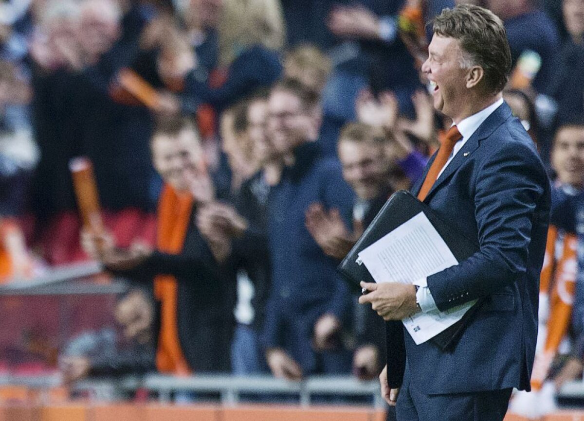 VIDEO Artificii pentru Van Gaal! » Olanda şi-a respectat blazonul şi a executat cu sînge rece Turcia, scor 2-0