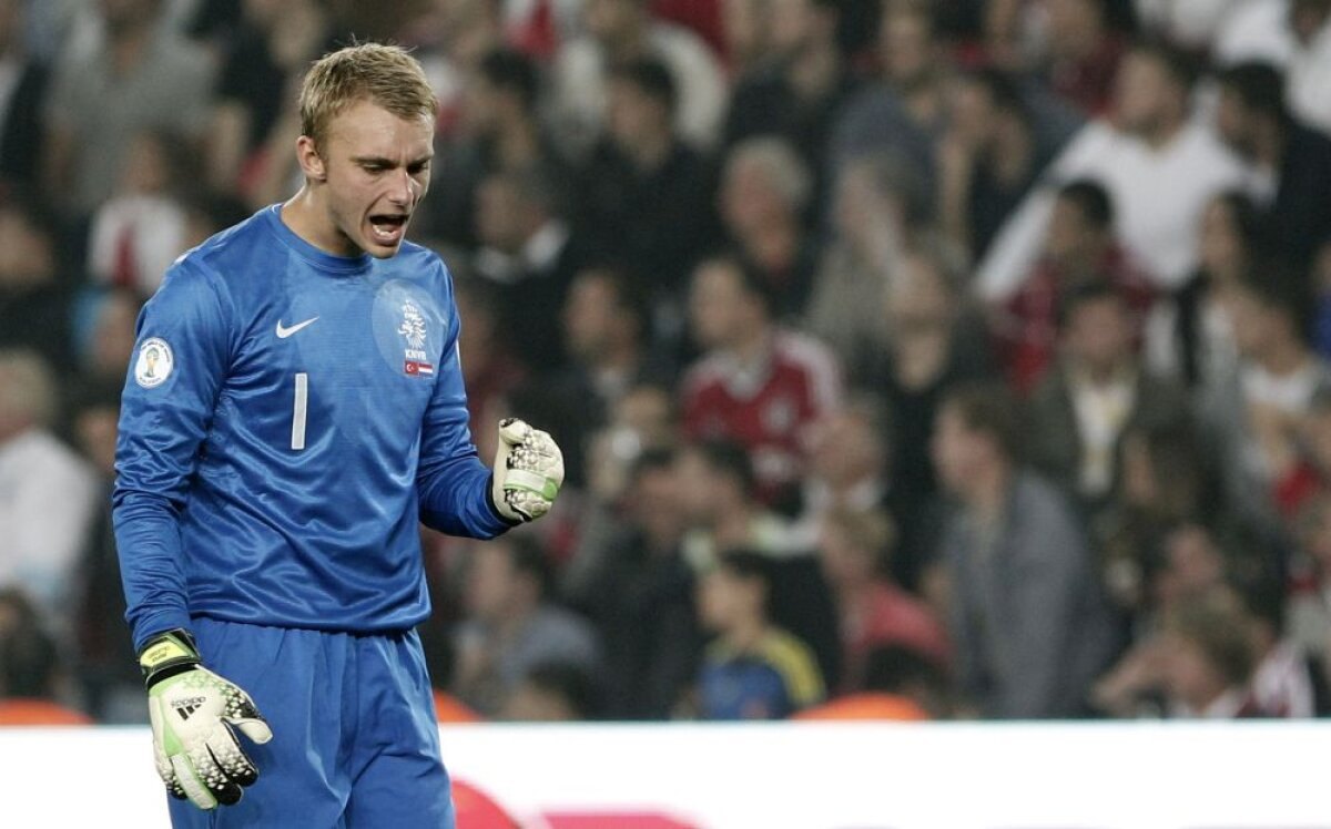 VIDEO Artificii pentru Van Gaal! » Olanda şi-a respectat blazonul şi a executat cu sînge rece Turcia, scor 2-0