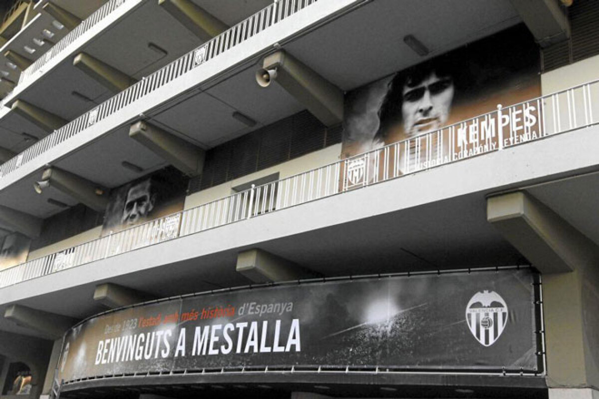 FOTO Valencia şi-a modernizat arena » Un liliac imens a pus stăpînire pe stadionul Mestalla