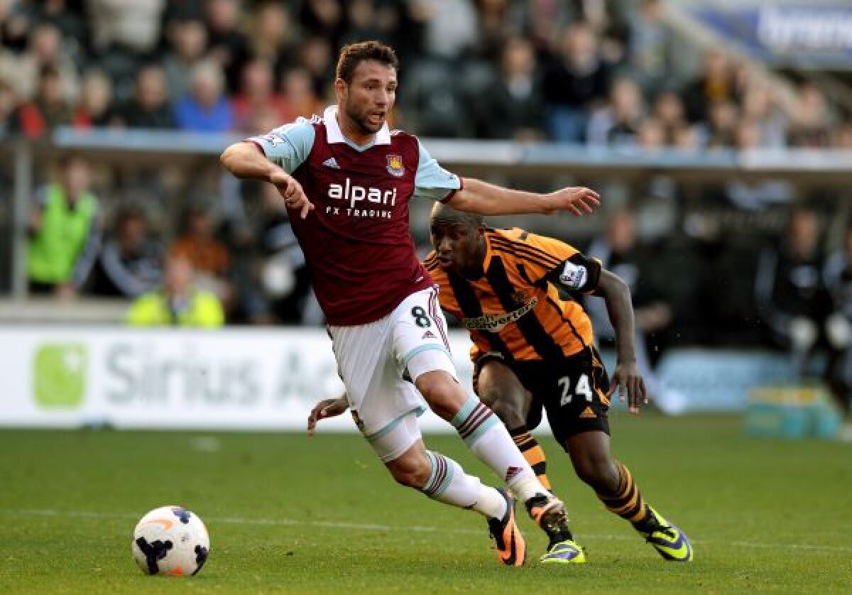 Raţ-Mobil » Şi-a luat maşină nouă şi colegii de la West Ham i-au botezat-o :D