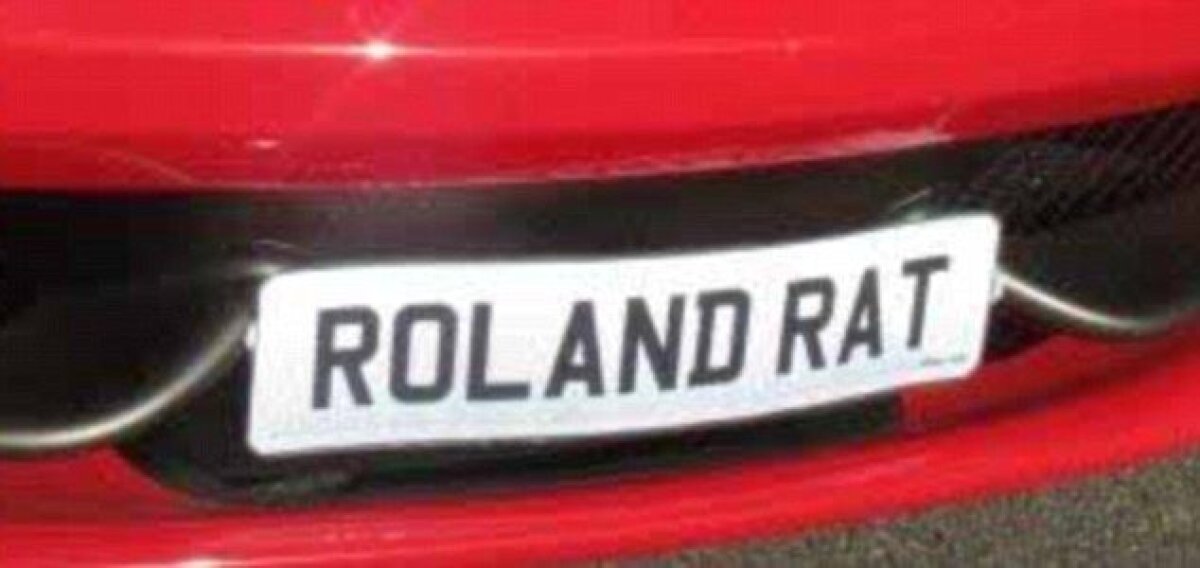 Raţ-Mobil » Şi-a luat maşină nouă şi colegii de la West Ham i-au botezat-o :D